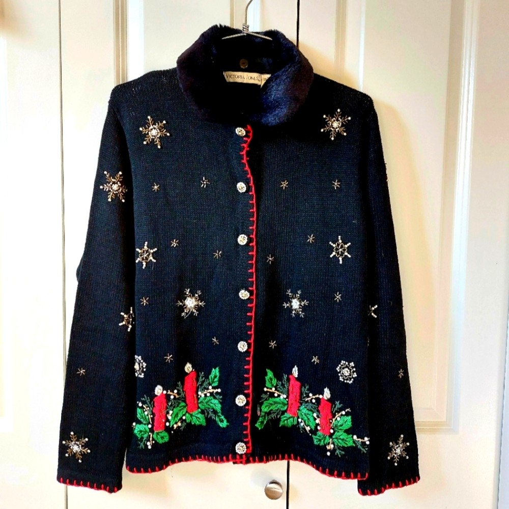 Candles in the Starlight Christmas Sweater‎ size Large Victoria Jones Faux Fur
